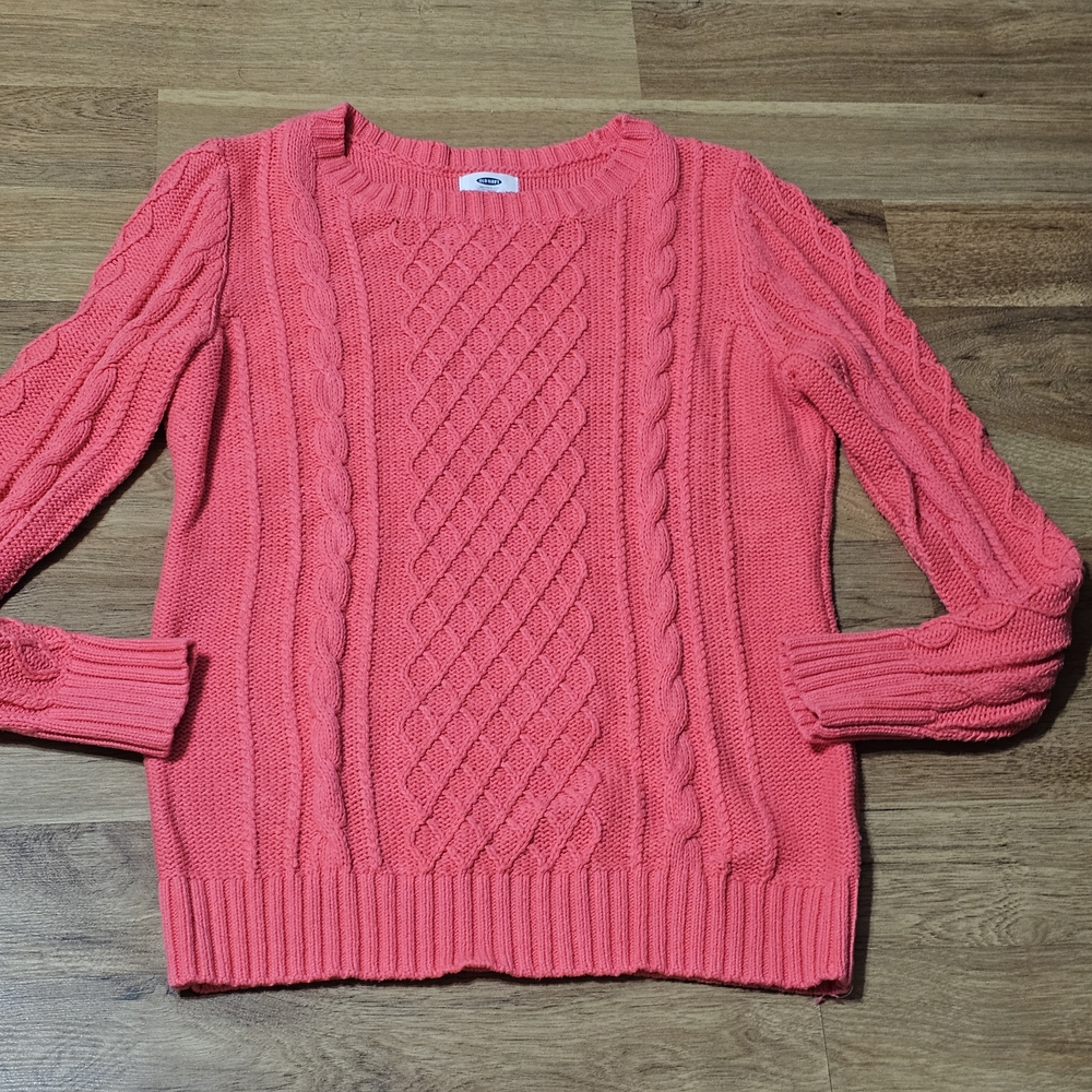 Old Navy Women's Coral Cable Knit Sweater